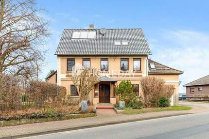 Haus Elze Esbeck - 8 Zimmer, 260 m&sup2;, 349.500&euro; | Angebot:25846119