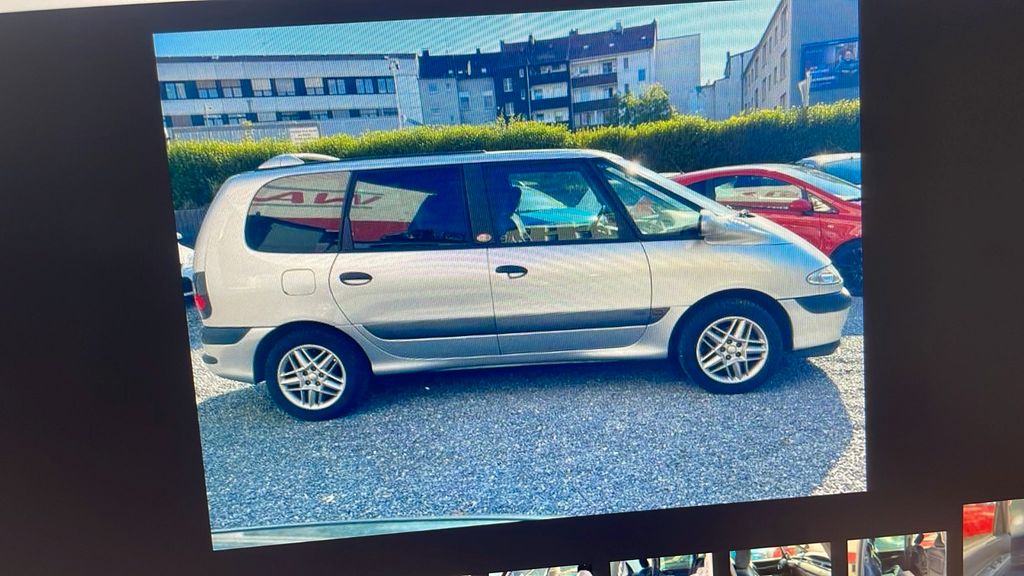 Renault Espace 185.000 km 2.410 &euro; Sibbesse 31079