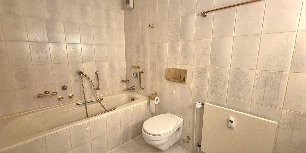 Etagenwohnung Hannover Südstadt - 3 Zimmer, 110 m&sup2;, 1.400&euro; | Angebot:25731739