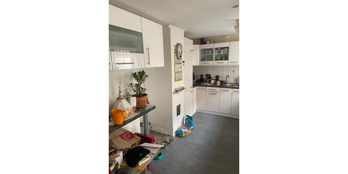 Etagenwohnung Holle - 6 Zimmer, 124 m&sup2;, 780&euro; | Angebot:26662502