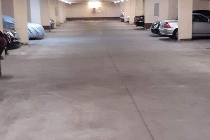 Garagen / Stellplätze Laatzen Laatzen-Mitte - 10.500&euro; | Angebot:25731222