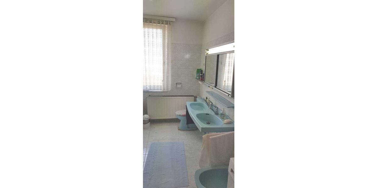 Erdgeschoßwohnung Hannover Ricklingen - 3 Zimmer, 120 m&sup2;, 1.190&euro; | Angebot:25519803