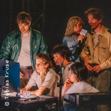 Die Frau mit den vier Armen 06.04.2026 Ballhof