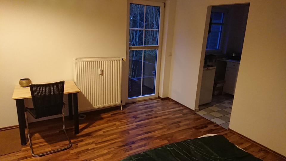 Erdgeschoßwohnung Bad Salzdetfurth - 1 Zimmer, 33 m&sup2;, 250&euro; | Angebot:25972281