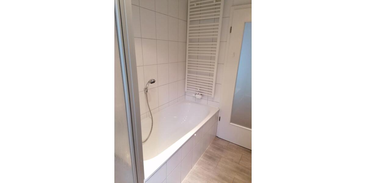 Etagenwohnung Alfeld (Leine) - 3 Zimmer, 96 m&sup2;, 545&euro; | Angebot:26029397