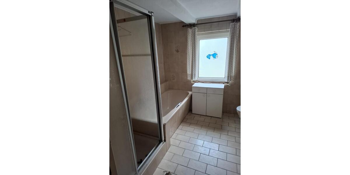 Einfamilienhaus Bockenem - 9 Zimmer, 255 m&sup2;, 146.000&euro; | Angebot:23410111