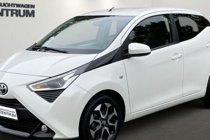 Toyota Aygo (X) 38.577 km 11.490 &euro; Laatzen 30880