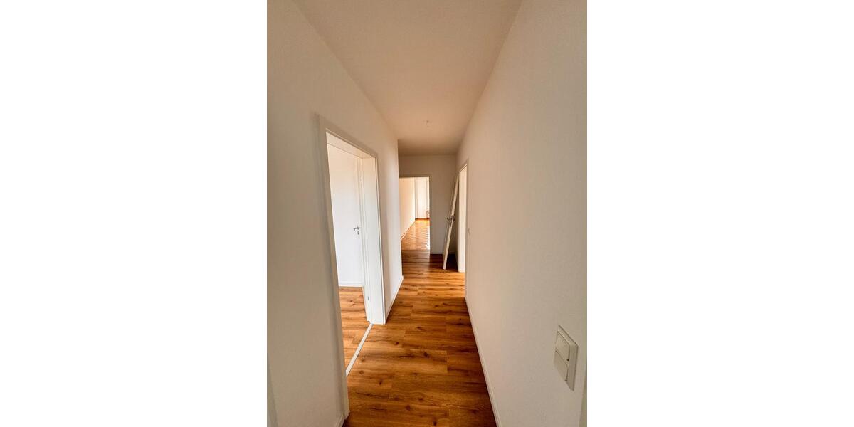 Hochparterre Hemmingen - 4 Zimmer, 96 m&sup2;, 1.085&euro; | Angebot:26018148