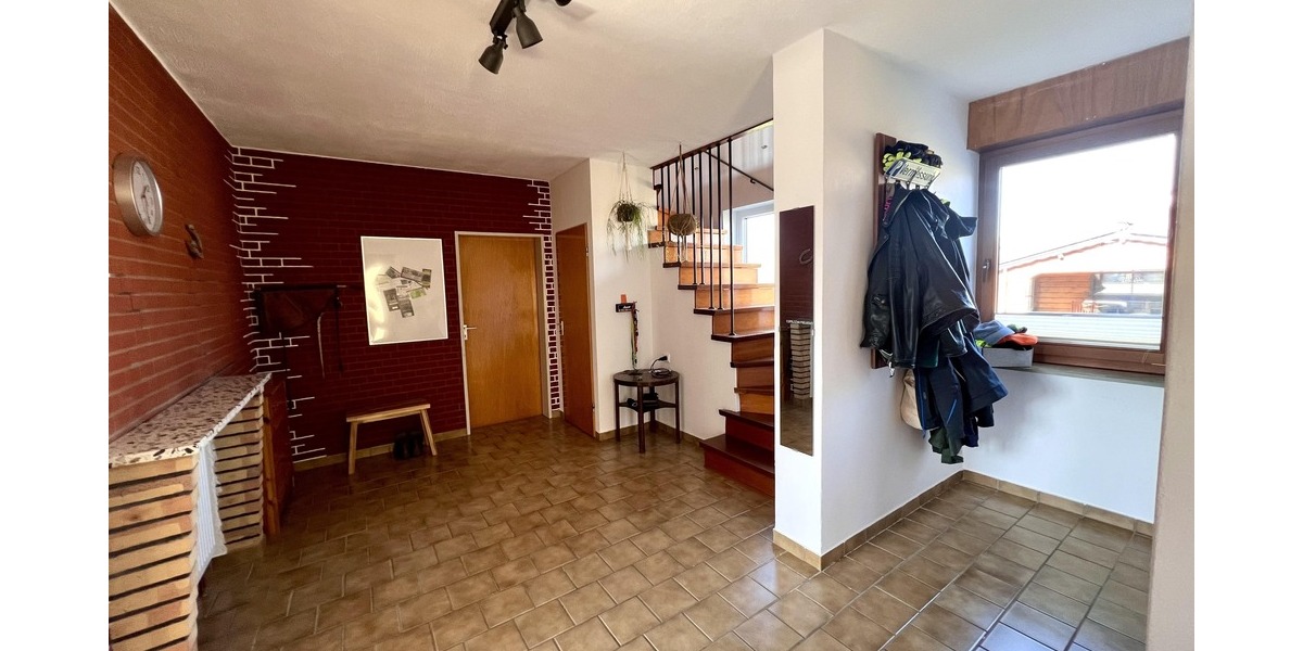 Modernisiertes Haus fürs Familienglück - Einfamilienhaus Elze | Angebot:25852492