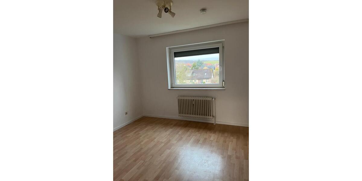 Etagenwohnung Hildesheim Himmelsthür - 3 Zimmer, 82 m&sup2;, 779&euro; | Angebot:25303011