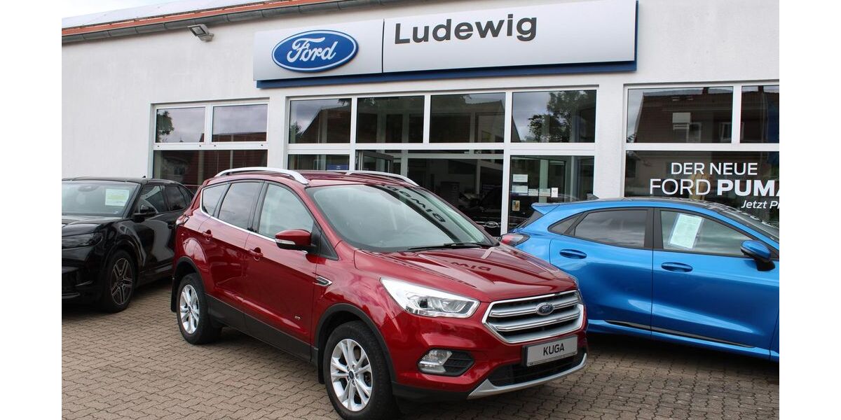 Ford Kuga 81.676 km 15.490 &euro; Delligsen 31073