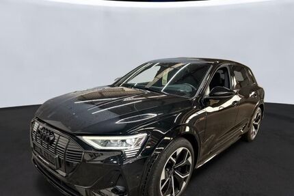 Audi e-tron 35.700 km 44.950 &euro; Salzgitter 38259