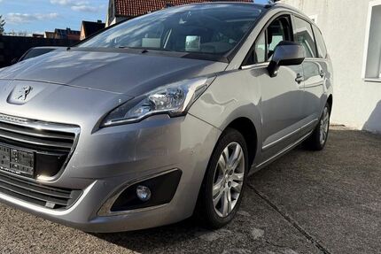 Peugeot 5008 170.000 km 8.950 &euro; Hannover 30453