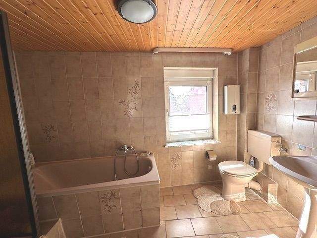 Mehrfamilienhaus, Wohnhaus Bockenem - 6 Zimmer, 163 m&sup2;, 159.000&euro; | Angebot:25687822