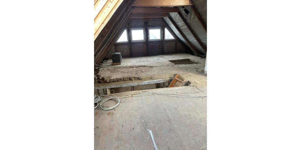 Einfamilienhaus Lamspringe - 5 Zimmer, 150 m&sup2;, 160.000&euro; | Angebot:24650303