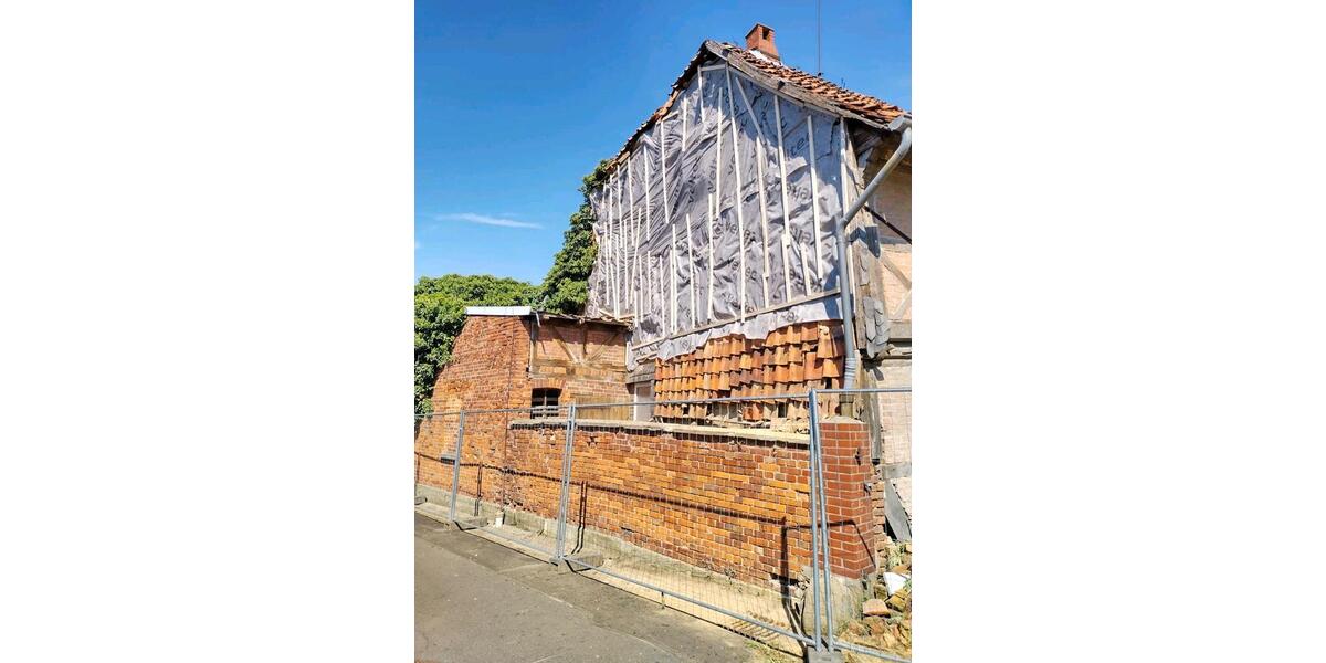 Einfamilienhaus Lengede - 10 Zimmer, 380 m&sup2;, 27.900&euro; | Angebot:25718711