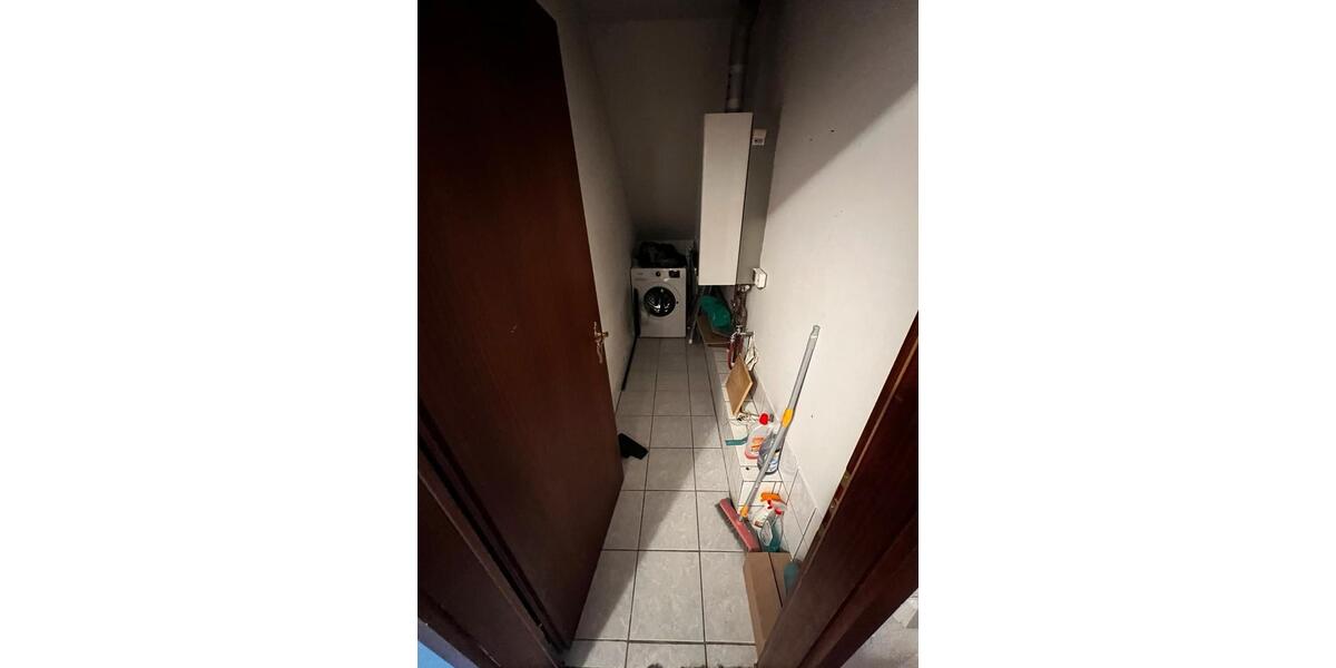 Dachgeschoßwohnung Salzgitter Ortschaft Nord - 8 Zimmer, 130 m&sup2;, 1.100&euro; | Angebot:26536399