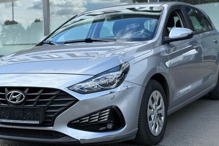 Hyundai i30 189.900 km 8.900 &euro; Salzgitter 38229