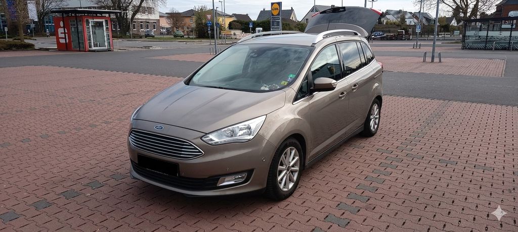 Ford Grand C-Max 59.000 km 15.500 &euro; Sarstedt 31157