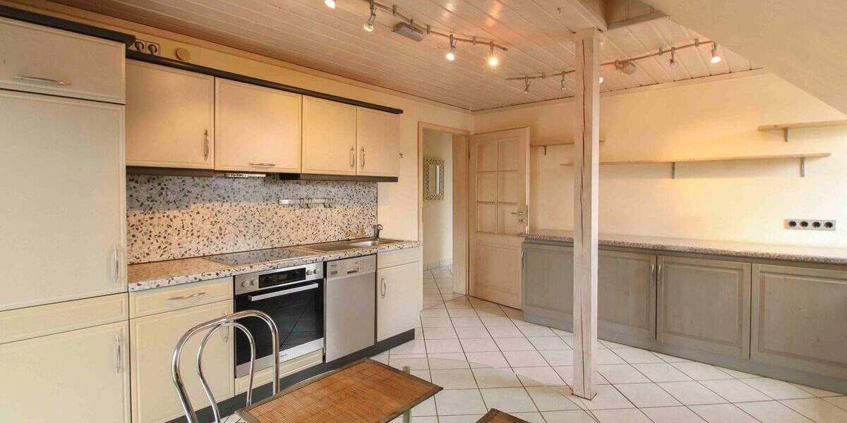 Einfamilienhaus Delligsen - 7 Zimmer, 197 m&sup2;, 199.000&euro; | Angebot:25865254