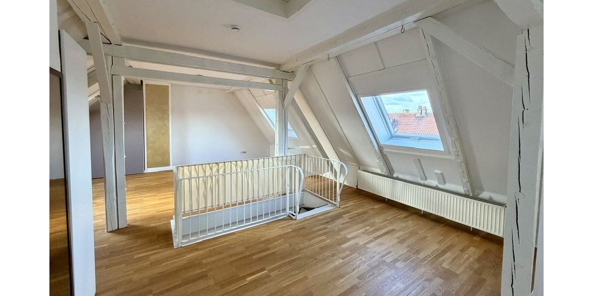 Über den Dächern der Stadt! - Dachgeschoßwohnung Hildesheim Ost | Angebot:27333696