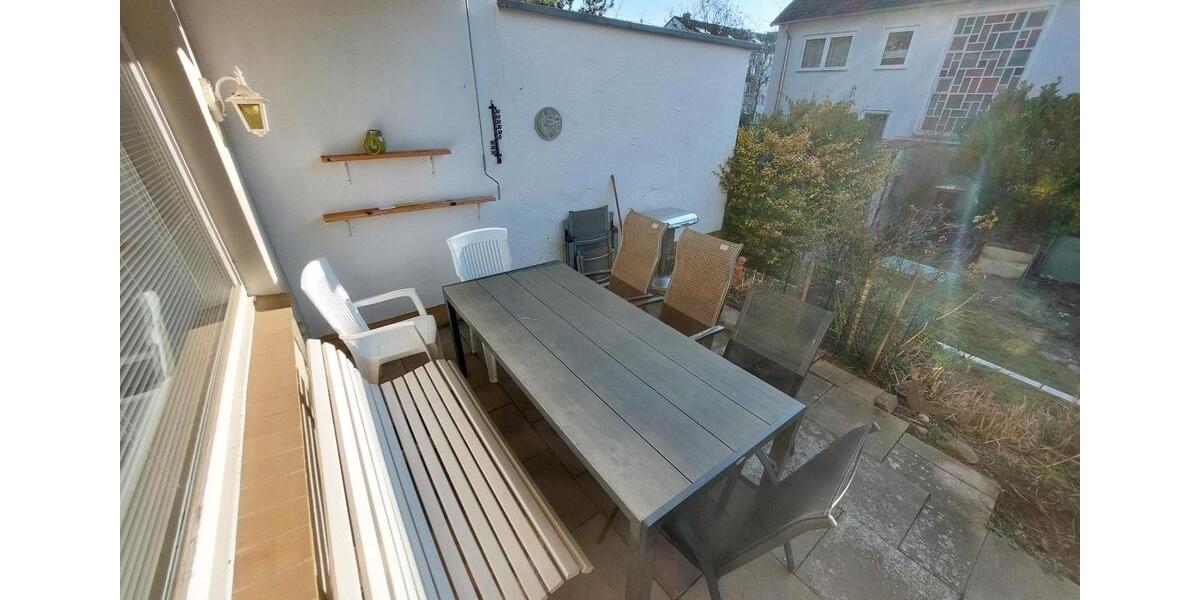 Etagenwohnung Hildesheim Itzum-Marienburg - 7 Zimmer, 15 m&sup2;, 300&euro; | Angebot:25418755