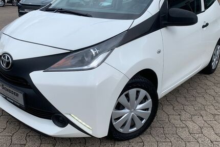 Toyota Aygo (X) 74.250 km 6.990 &euro; Hildesheim 31137