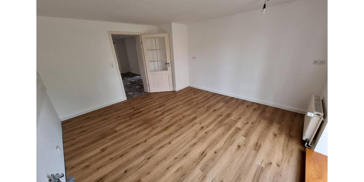 Etagenwohnung Salzhemmendorf - 4 Zimmer, 120 m&sup2;, 900&euro; | Angebot:25756587