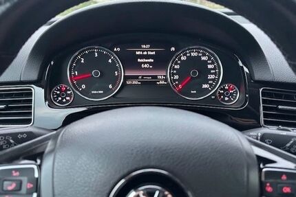 VW Touareg 124.500 km 19.500 &euro; Peine 31224