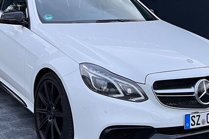 Mercedes-Benz E 63 AMG 149.999 km 35.800 &euro; Salzgitter 38229