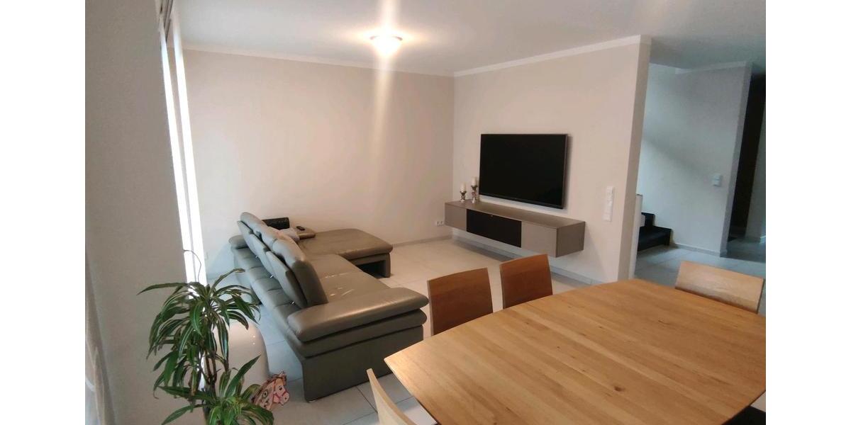 Doppelhaushälfte Sarstedt - 4 Zimmer, 114 m&sup2;, 490.000&euro; | Angebot:25272961