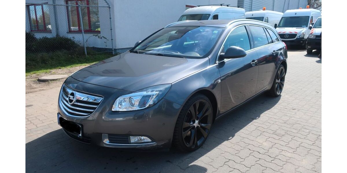 Opel Insignia 235.393 km 4.000 &euro; Hannover 30179