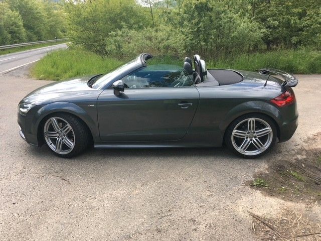 Audi TT 60.800 km 20.800 &euro; Hildesheim 31135