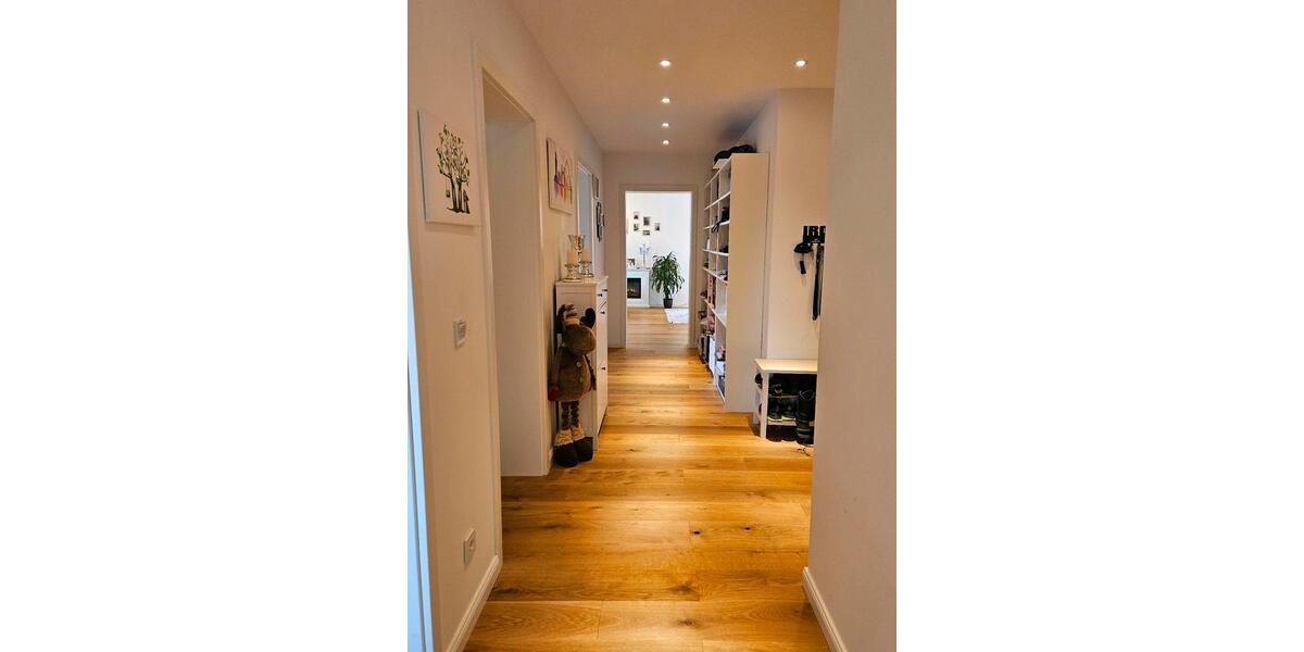 Etagenwohnung Wennigsen (Deister) - 4 Zimmer, 103 m&sup2;, 315.000&euro; | Angebot:25480261