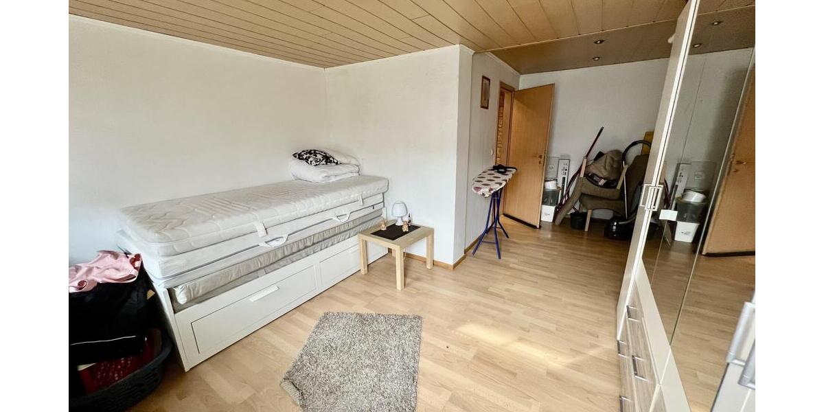 Wohnen mit Charme auf drei Ebenen - Reihenmittelhaus Sarstedt | Angebot:25948184