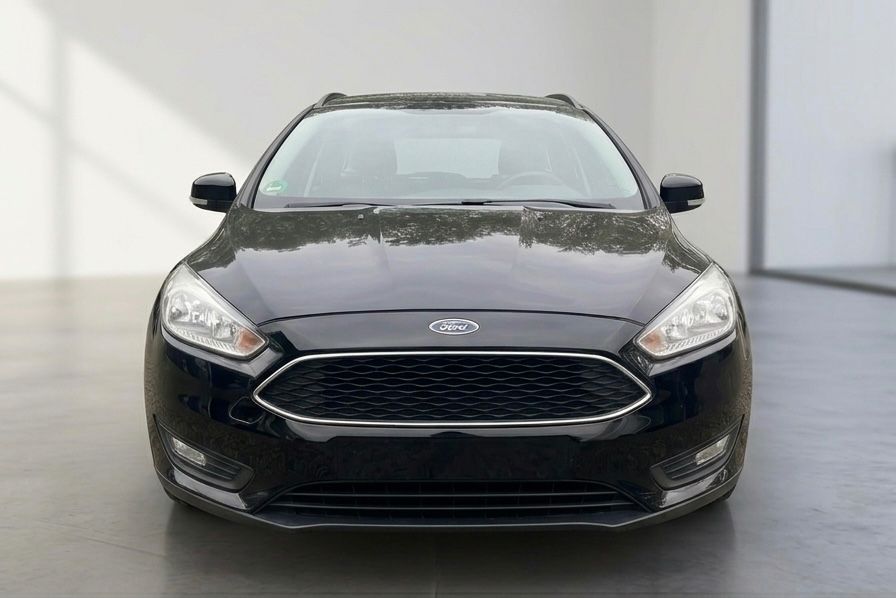 Ford Focus 185.799 km 5.599 &euro; Alfeld 31061