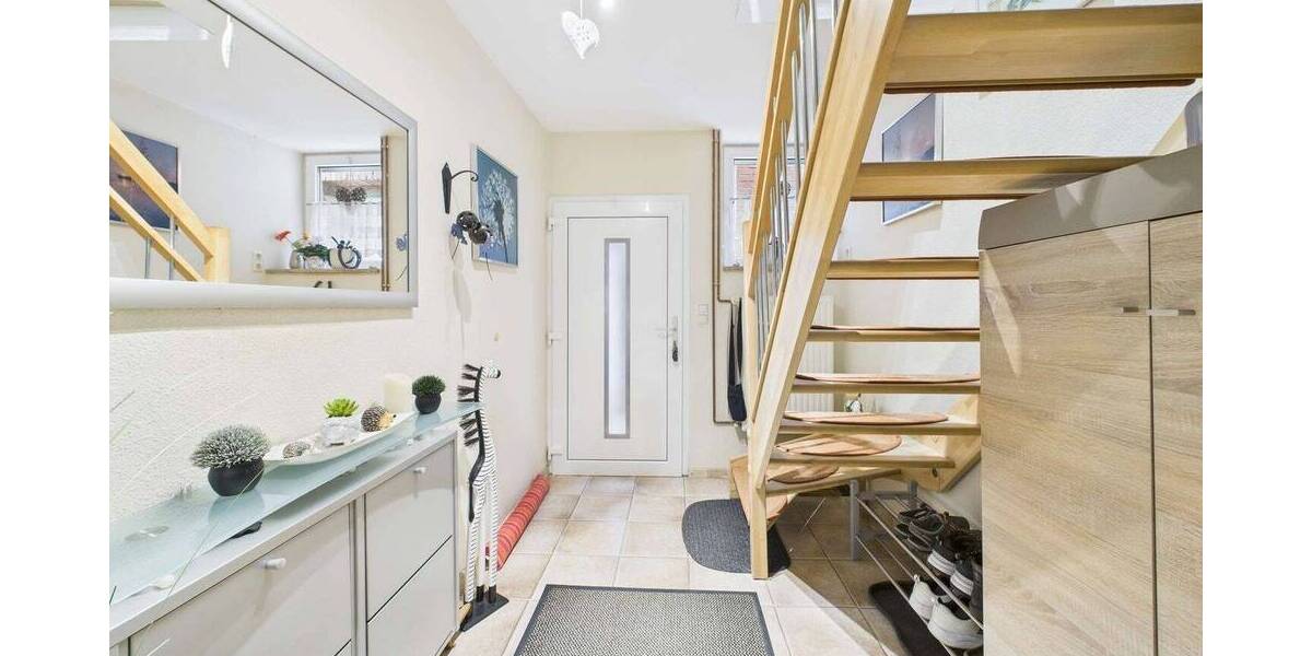 Einfamilienhaus Salzhemmendorf - 6 Zimmer, 191 m&sup2;, 279.000&euro; | Angebot:25746023