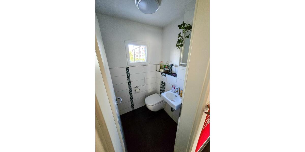 Reihenhaus Salzgitter - 3 Zimmer, 94 m&sup2;, 285.000&euro; | Angebot:25434117