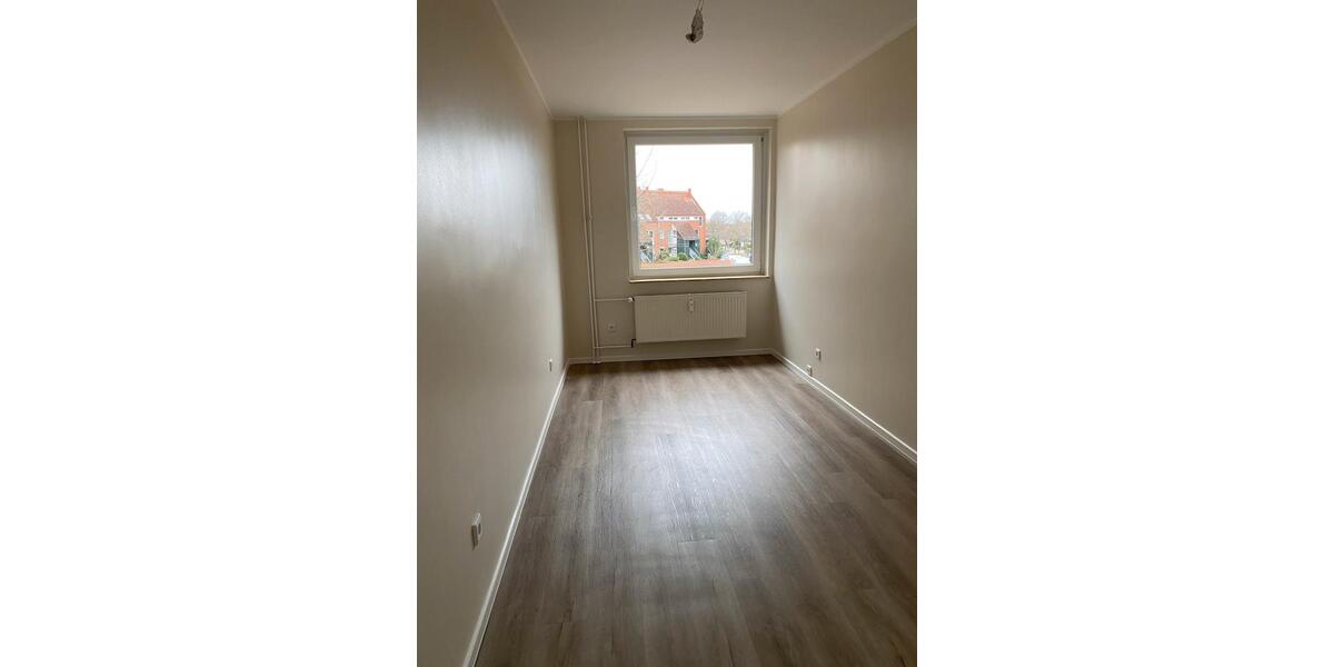 Etagenwohnung Hannover Ahlem-Badenstedt-Davenstedt - 4 Zimmer, 105 m&sup2;, 320.000&euro; | Angebot:25131585