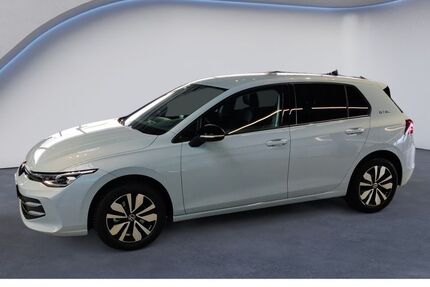 VW Golf 13.968 km 28.790 &euro; Hildesheim 31135