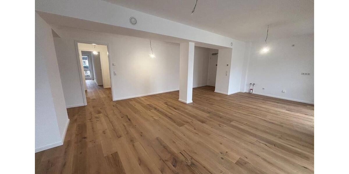 Etagenwohnung Hannover - 2 Zimmer, 71 m&sup2;, 1.271&euro; | Angebot:25613288