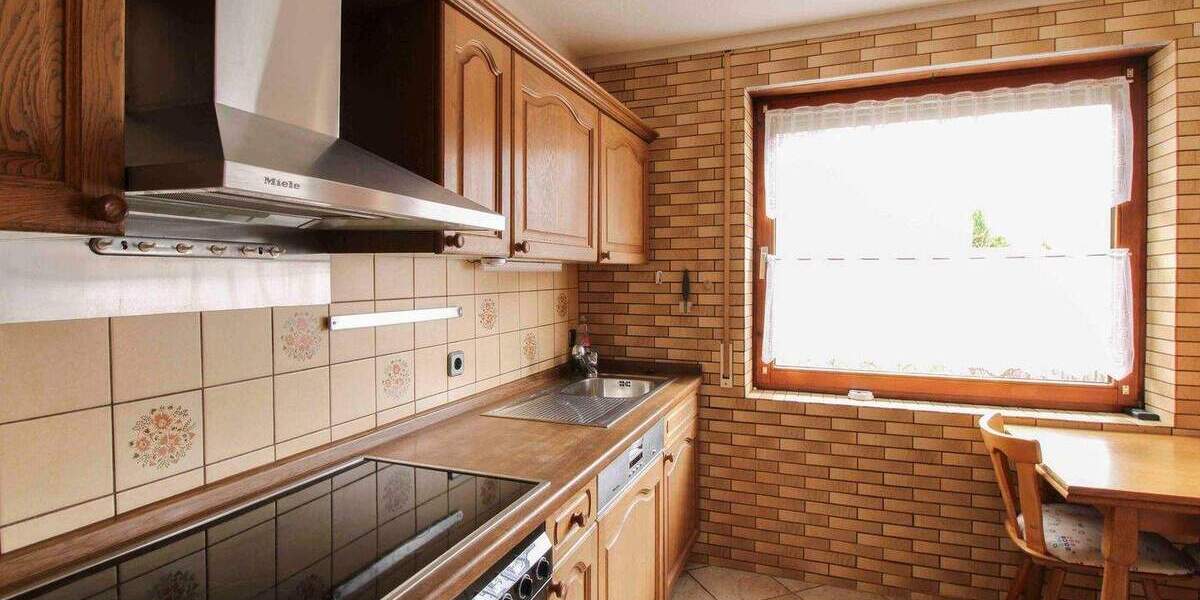 Einfamilienhaus Delligsen - 7 Zimmer, 197 m&sup2;, 199.000&euro; | Angebot:25865254