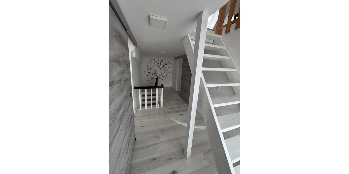 Einfamilienhaus Gronau (Leine) - 6 Zimmer, 95 m&sup2;, 145.000&euro; | Angebot:24573483