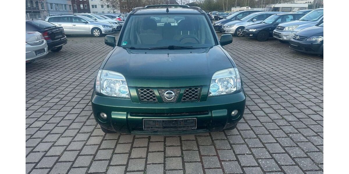 Nissan X-Trail 306.501 km 1.500 &euro; Hildesheim 31137
