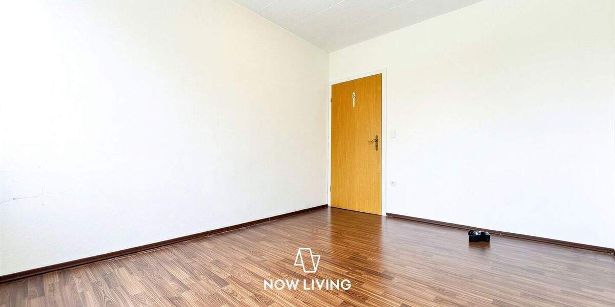 Etagenwohnung Sarstedt - 4 Zimmer, 95 m&sup2;, 160.000&euro; | Angebot:25671360