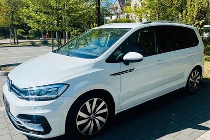 VW Touran 130.000 km 15.499 &euro; Hannover 30179