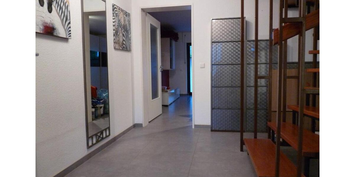 Reihenhaus Hannover Buchholz-Kleefeld - 7 Zimmer, 180 m&sup2;, 520.000&euro; | Angebot:25086228