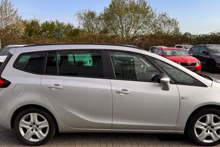 Opel Zafira 209.328 km 7.999 &euro; Salzgitter-Lebenstedt 38226