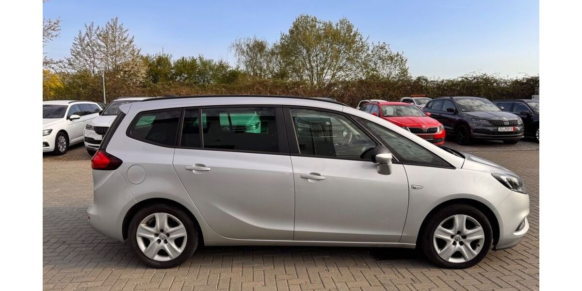 Opel Zafira 209.328 km 7.999 &euro; Salzgitter-Lebenstedt 38226