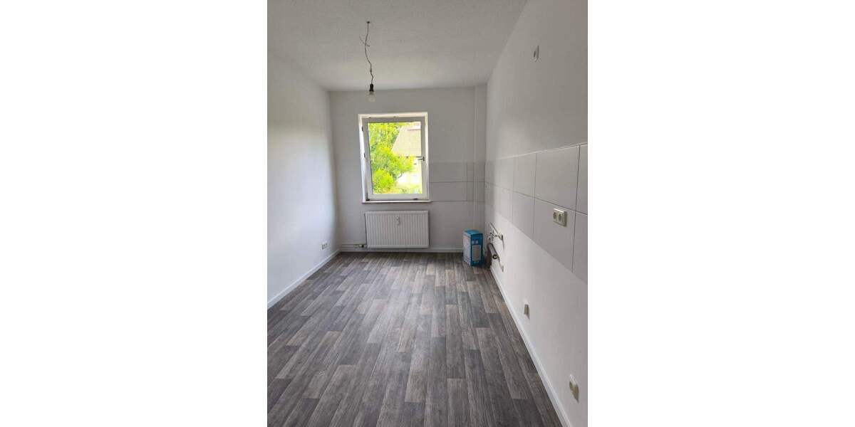 Etagenwohnung Salzgitter Lebenstedt - 3 Zimmer, 57 m&sup2;, 335&euro; | Angebot:26029091